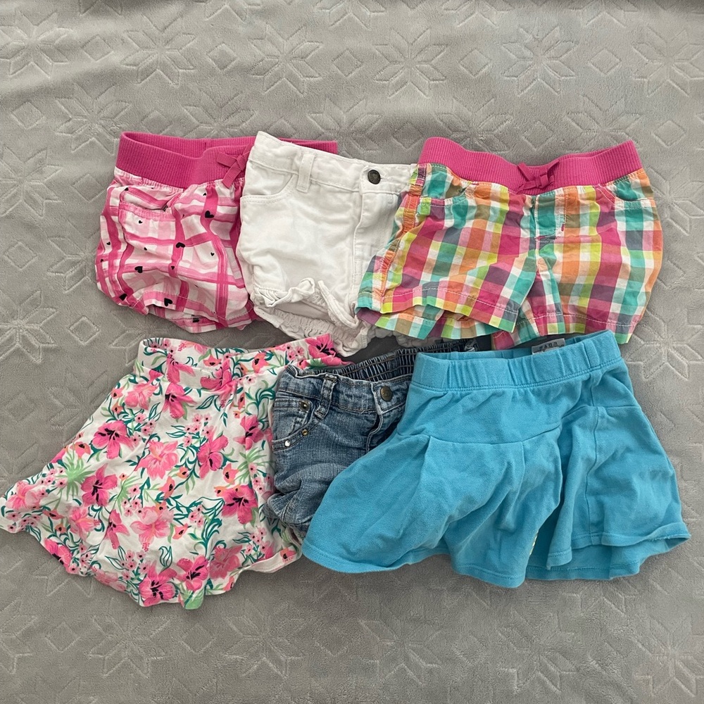 Bundle of 6, 3T bottoms